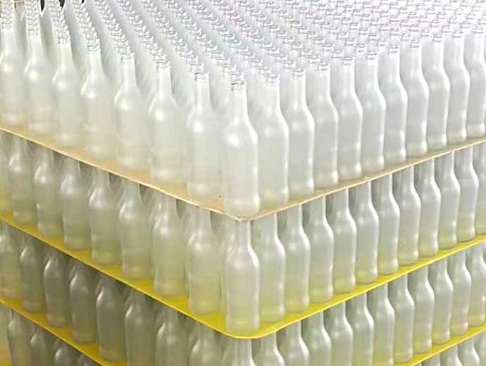 中空板封邊瓶托-2